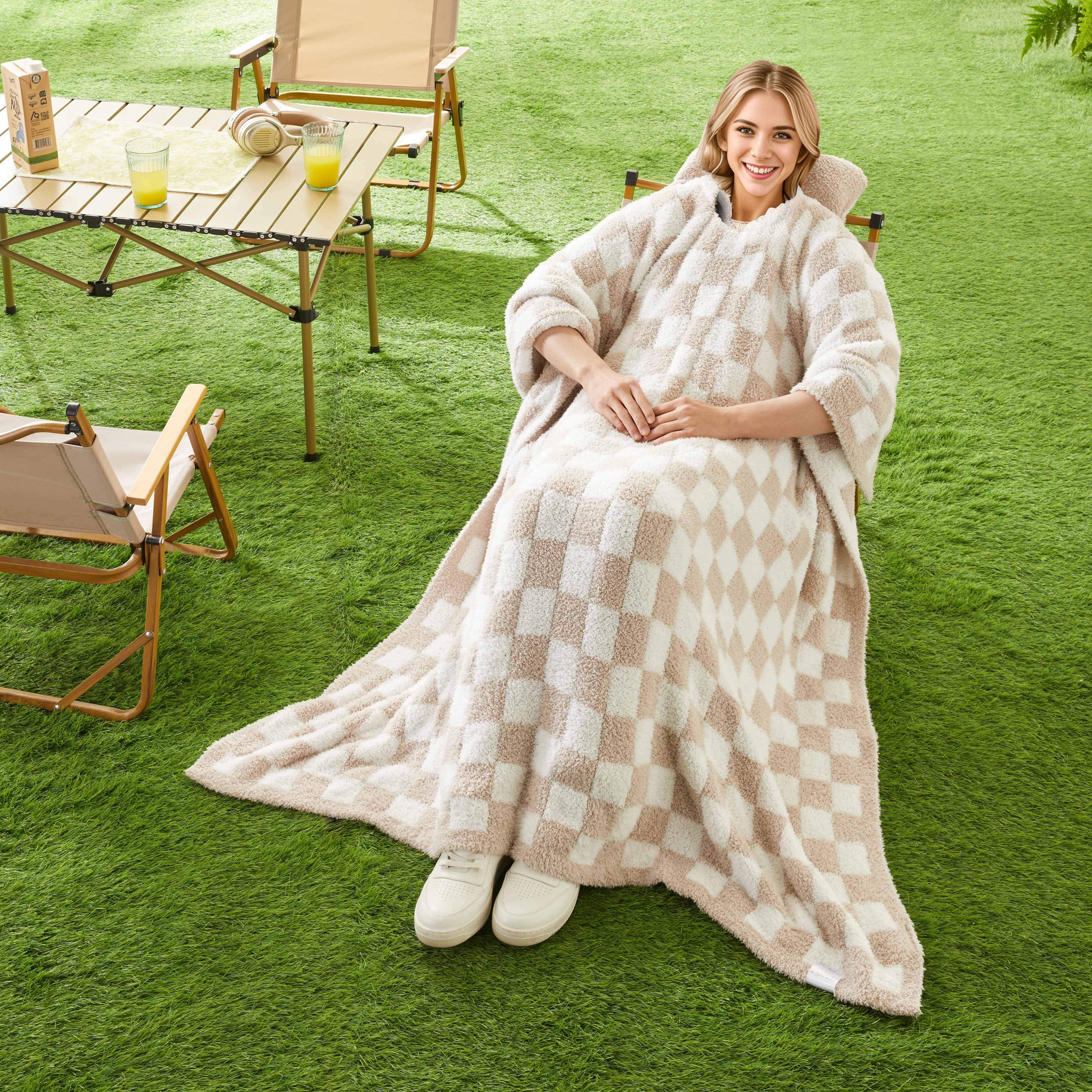 "On the Go" Blanket + Pillow | The Styled Collection