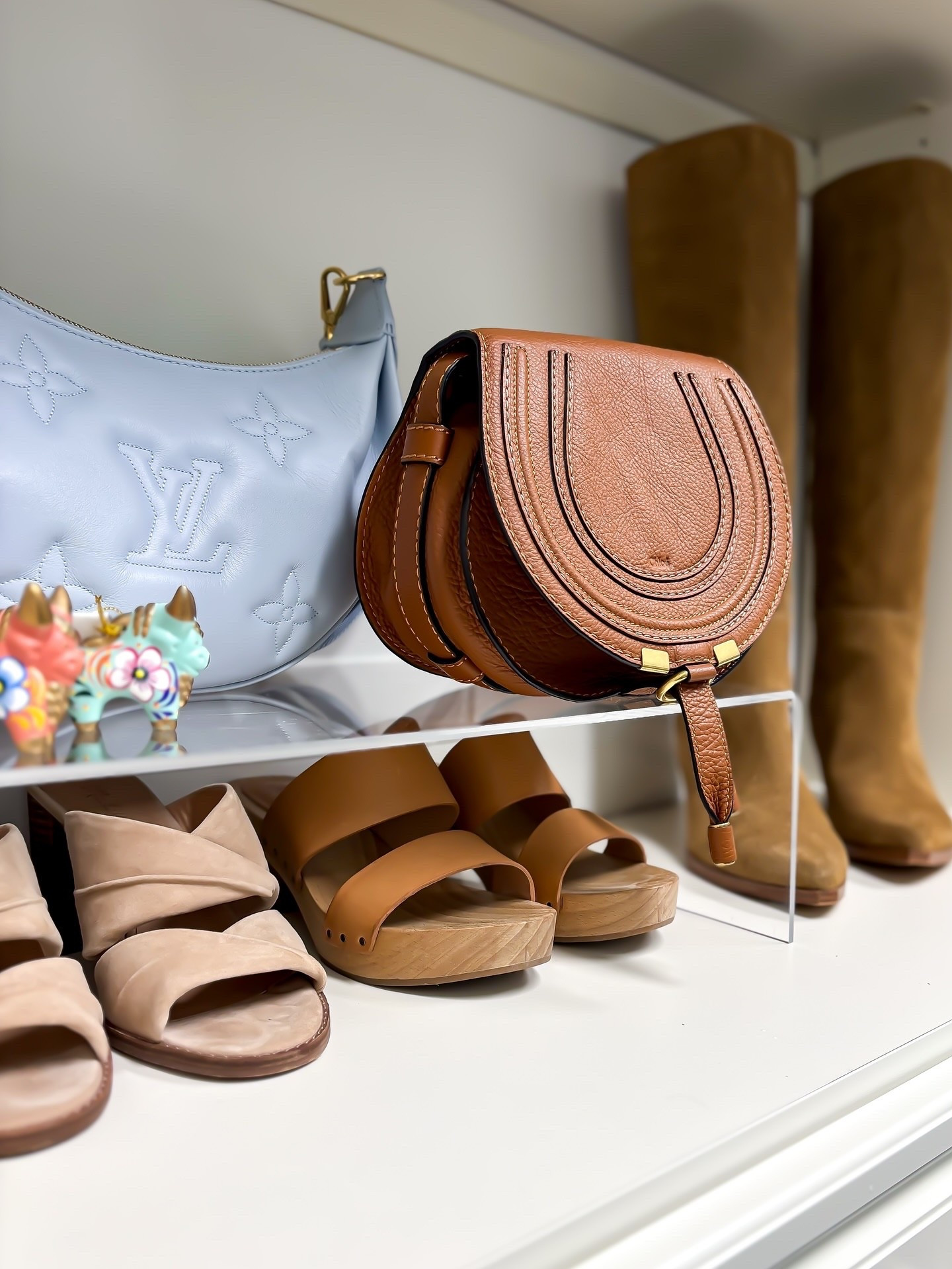 Whether it’s your closet, or your entire home, your spaces should reflect you.  Your personality, your style. Highlighting the best parts of what makes you unique and what brings you joy. 

If your space is causing you stress, it’s time to call Sort + Store. 💙