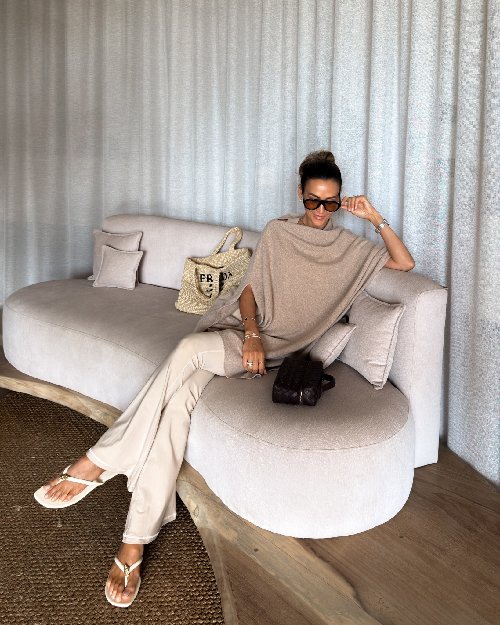 The perfect lounge/spa day outfit - flare leggings for an early Pilates class and cozy up with a cashmere wrap for a facial appointment 

#LTKootd #LTKOver40 #LTKselfcare