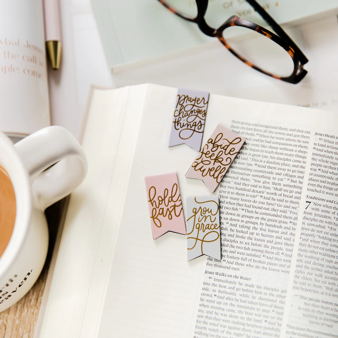 Words of Encouragement Magnetic Bookmark Set | The Daily Grace Co.