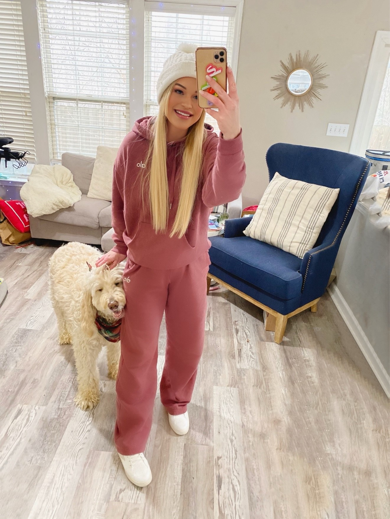 Alo sweatshirt, Alo sweatpants & Alo Beanie 30% OFF! 

#LTKSaleAlert #LTKActive #LTKGiftGuide