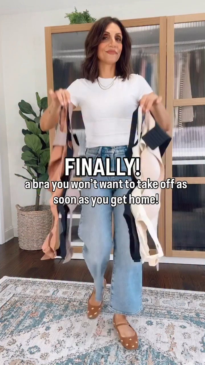 Some styles are on deal right now and most are under $20! 
I have all the styles and they are so comfortable! They wash and wear well and look seamless under your shirts! 

Like this post if you are tired of spending $$$ on uncomfortable bras!
Comment BRA and I will send you the links to these! 

#over40fashion #comfortablebras #undergarments #tshirtbra #founditonamazon