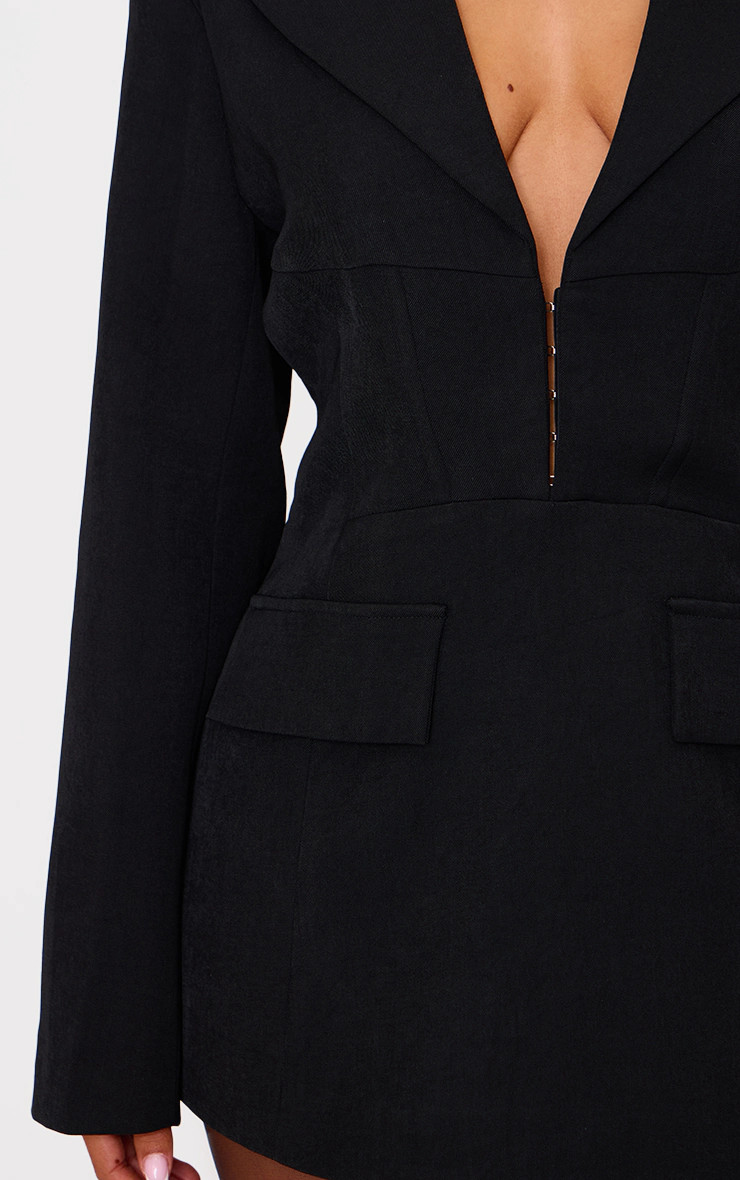 Petite Black Hook And Eye Fitted Blazer Dress | PrettyLittleThing US