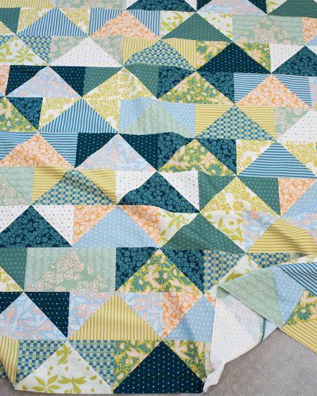 Patchwork Flying Geese quilt pattern in the shop:  quiltyloveshop.com

Evolve fabrics by AGF