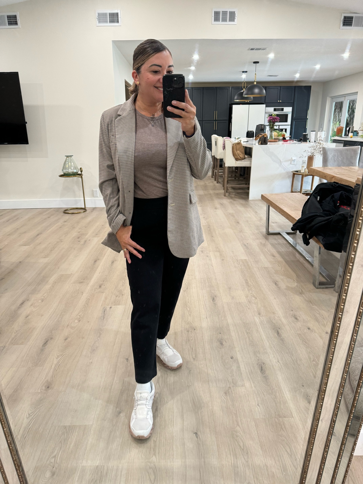 Women Casual Workwear 

Women’s fashion | casual outfit |fall outfit ideas | loft | Amazon | American eagle 

#workwear #fallfashion #womensfashion #loft #americaneagle