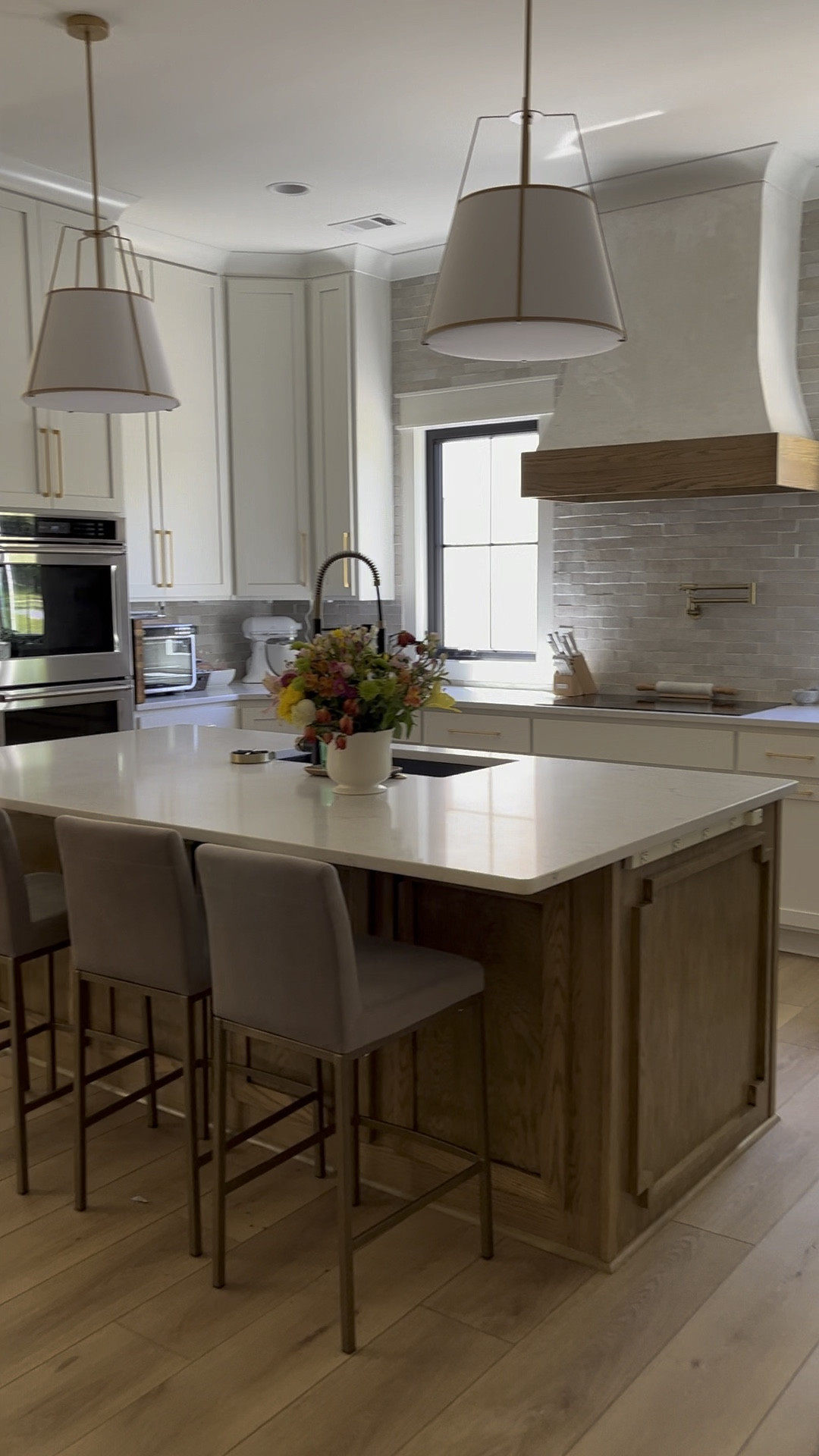Kitchen details make the space feel like home! 

#LTKhome #LTKsalealert #LTKstyletip