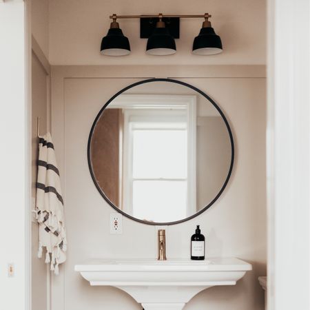 Round Mirrors

#LTKhome