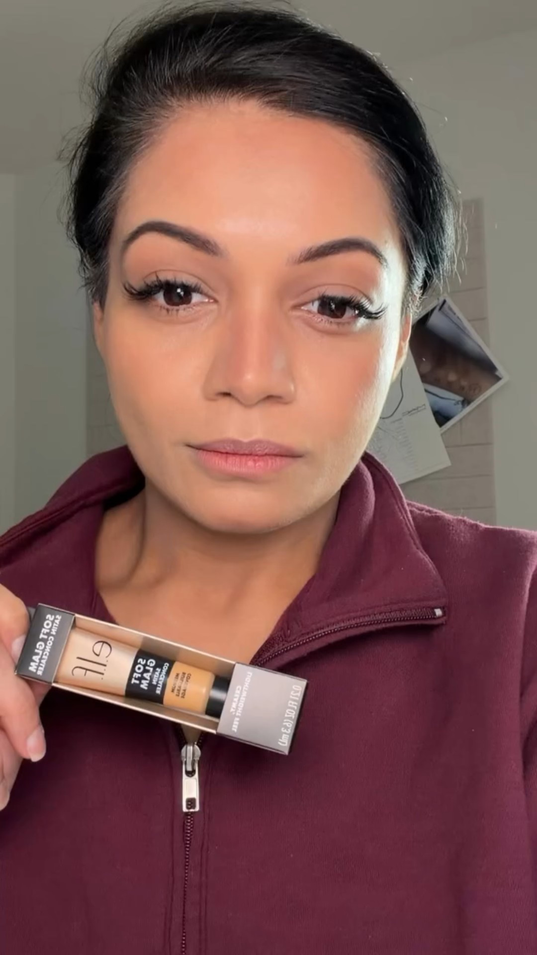 A lightweight, hydrating concealer that conceals dark circles, redness and blurs the look of spots with medium buildable coverage and a satin finish. 
SAY LESS! How much??? $5!! 

Lightweight, creamy & crease-resistant concealer for medium buildable coverage with a satin finish.
#elfcosmetics #softglam #concealer 

Comment BLUR to get a link to shop!