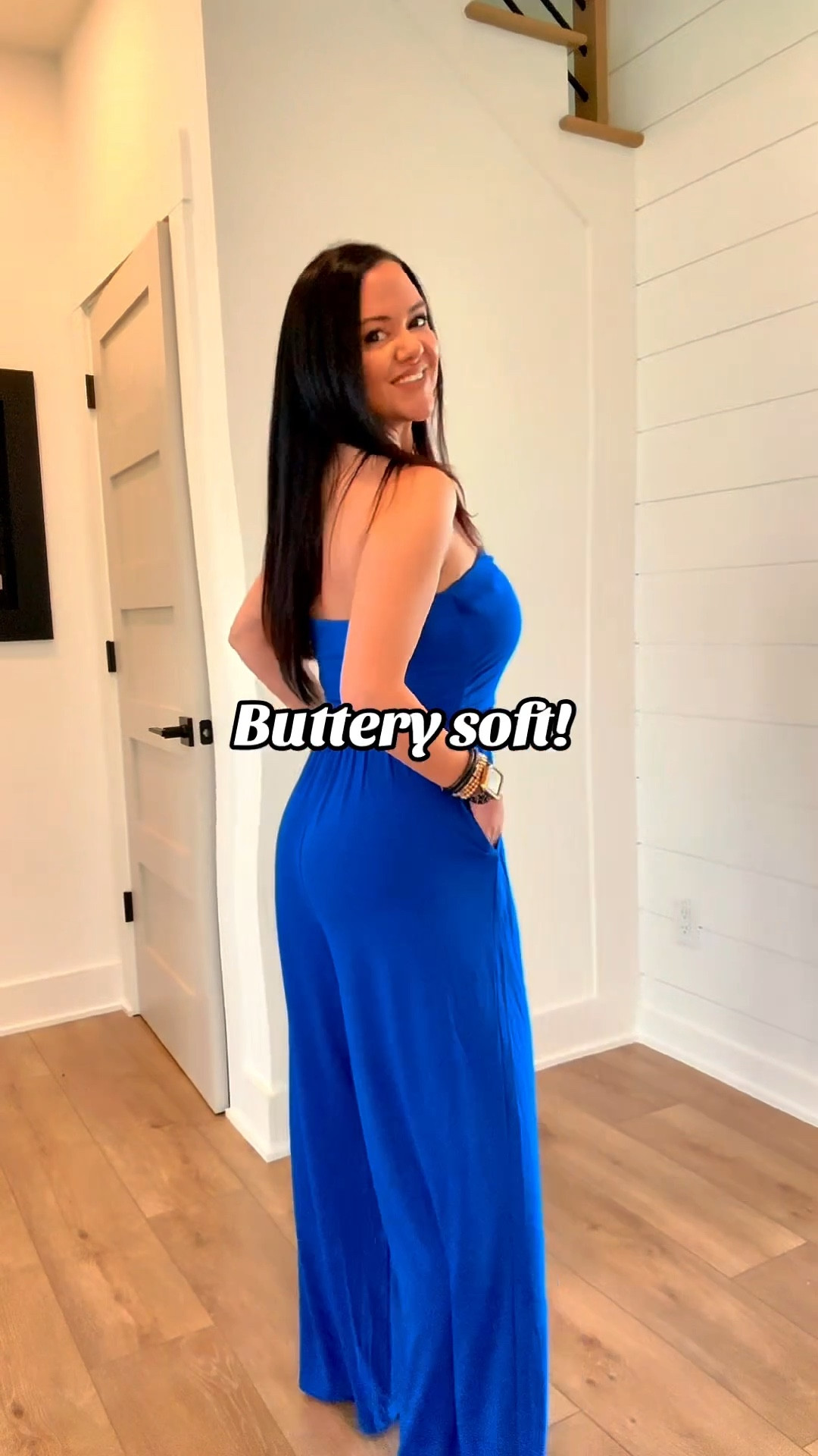 Amazon one-piece jumpsuit 🤍
So soft, stretchy, and insanely comfortable. Has pockets (!!) and comes in multiple colors. I added a stretchy gold belt to elevate and define the waist. Perfect for vacation, dinner, or everyday comfy chic. True to size!


#LTKMidsize #LTKootd #LTKU