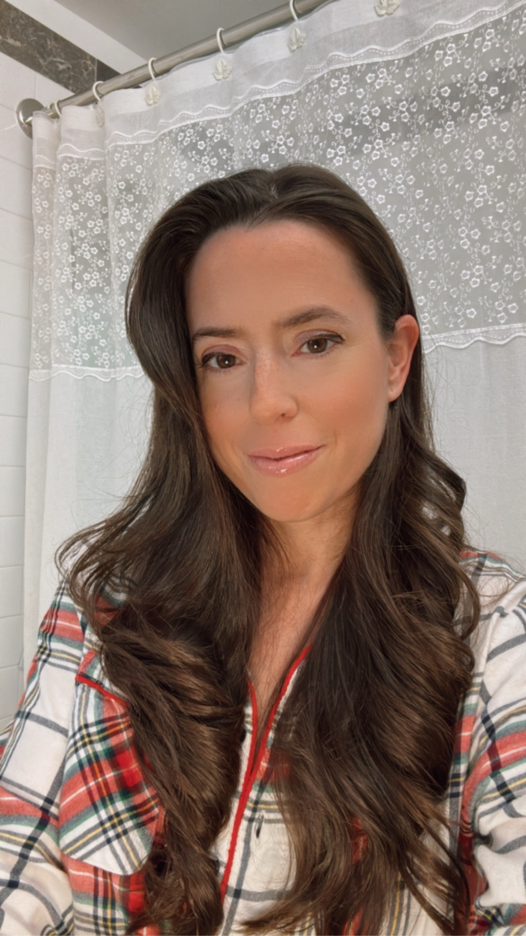 Curling iron 1.25 
Candy glow 1B gloss ysl
Bronzer ysl

#LTKBeauty