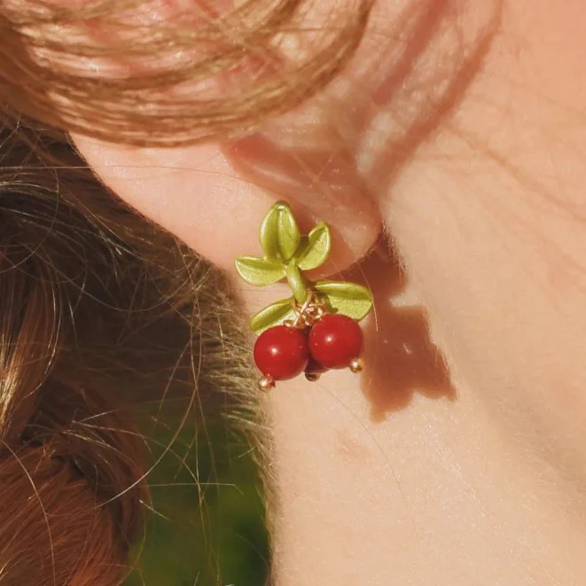 Cranberry Stud Earrings | Selenichast