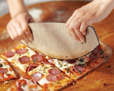 Epicurean Pizza Chopper | Williams-Sonoma