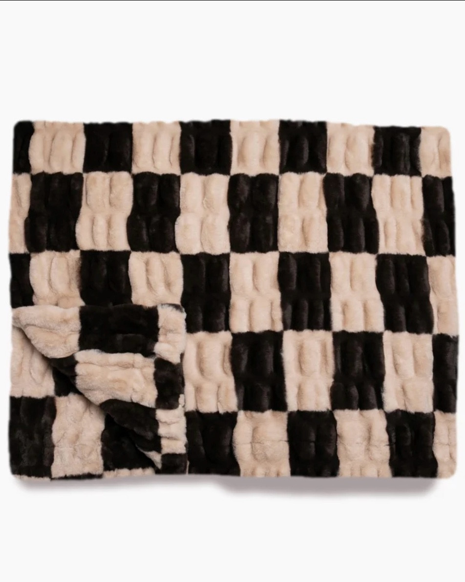 Lola has 45% off their site right now! I ordered this blue one for my youngest for Christmas and he loves it!!! 

#LTKHome #LTKmomlife #LTKSaleAlert