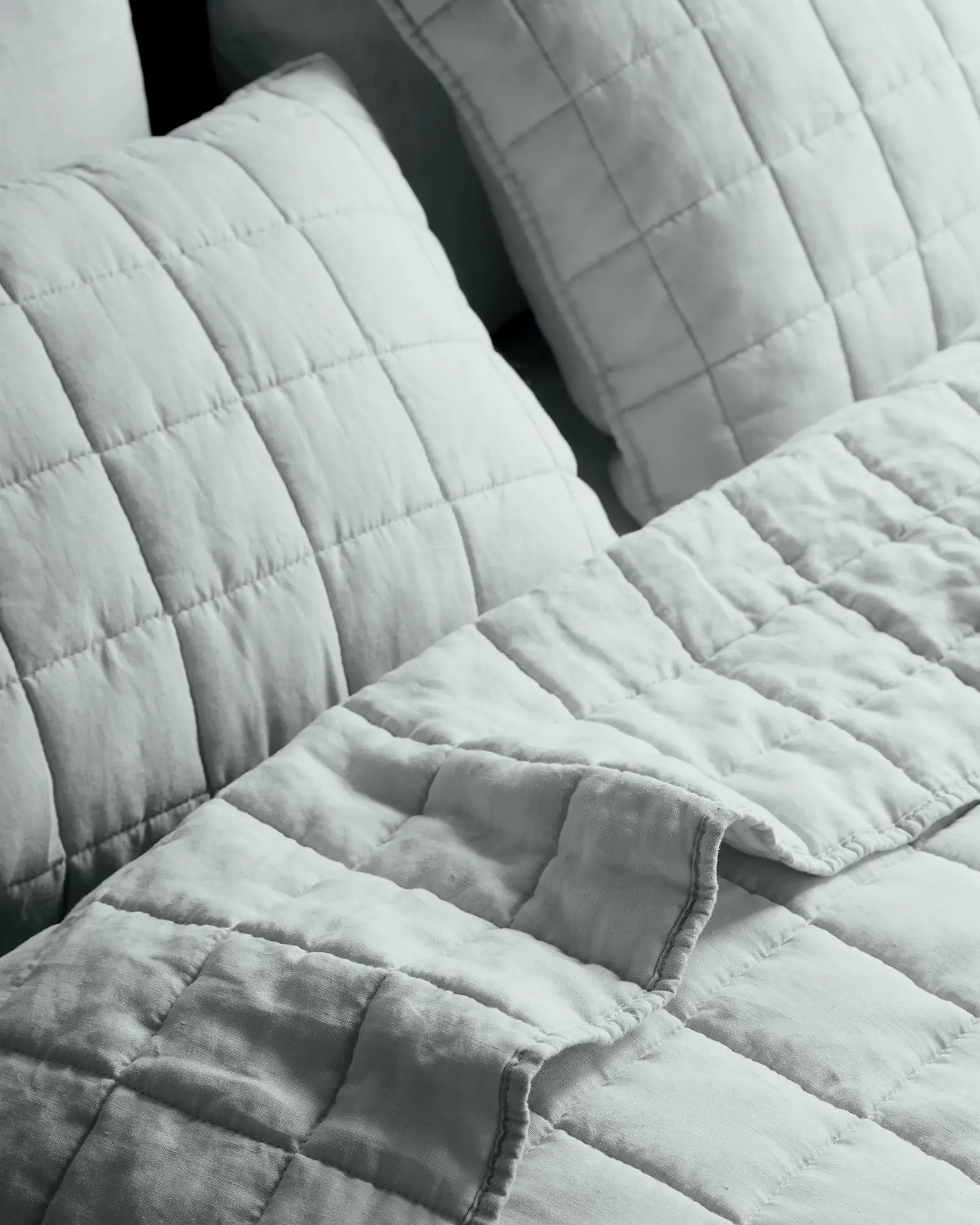 Linen Quilt Set in Mist | Quince