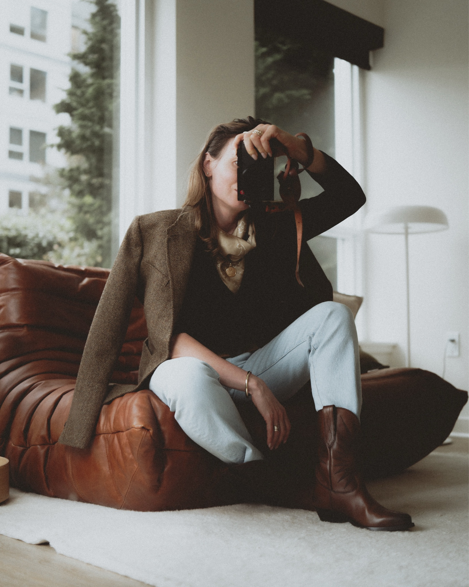 Outfit inspo for the week of Thanksgiving (including a sweatpants outfit for that after Thanksgiving dinner 🥘 moment), feel free to wear in any order. 
1. Blue jeans + brown cowboy boots + herringbone blazer
2. Mini skirt + flannel shirt + wool herringbone jacket + cowboy boots
3. Sweatpants + oversized thick knit sweater + leather blouson jacket + ankle boots 
4. Cowboy boots + straight leg jeans + white shirt + utility jacket 
5. Wide leg pants + ankle boots + boho blouse + statement coat 
6. Mini skirt + rollneck sweater + vest + combat boots
7. Blue jeans + red flannel shirt + felted wool blazer + ankle boots 
Which outfit is your favorite? 

#LTKHoliday #LTKootd #LTKmomlife