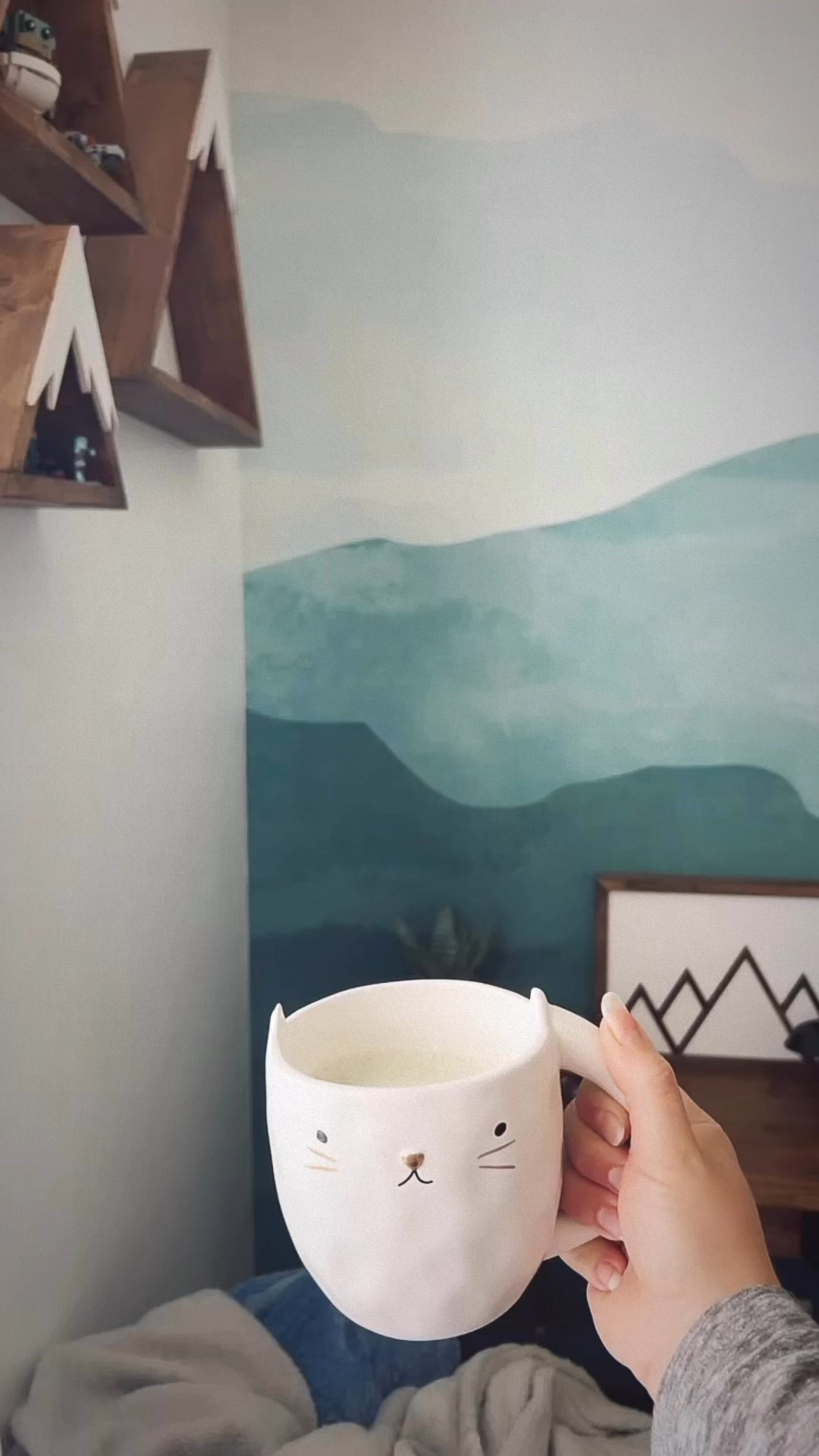 Don’t mind me, I’m just enjoying the view, this foamy #matcha latte, and thinking about the #smokymountains 🏔️ 🍵 

#LTKFindsUnder100 #LTKHome #LTKFindsUnder50