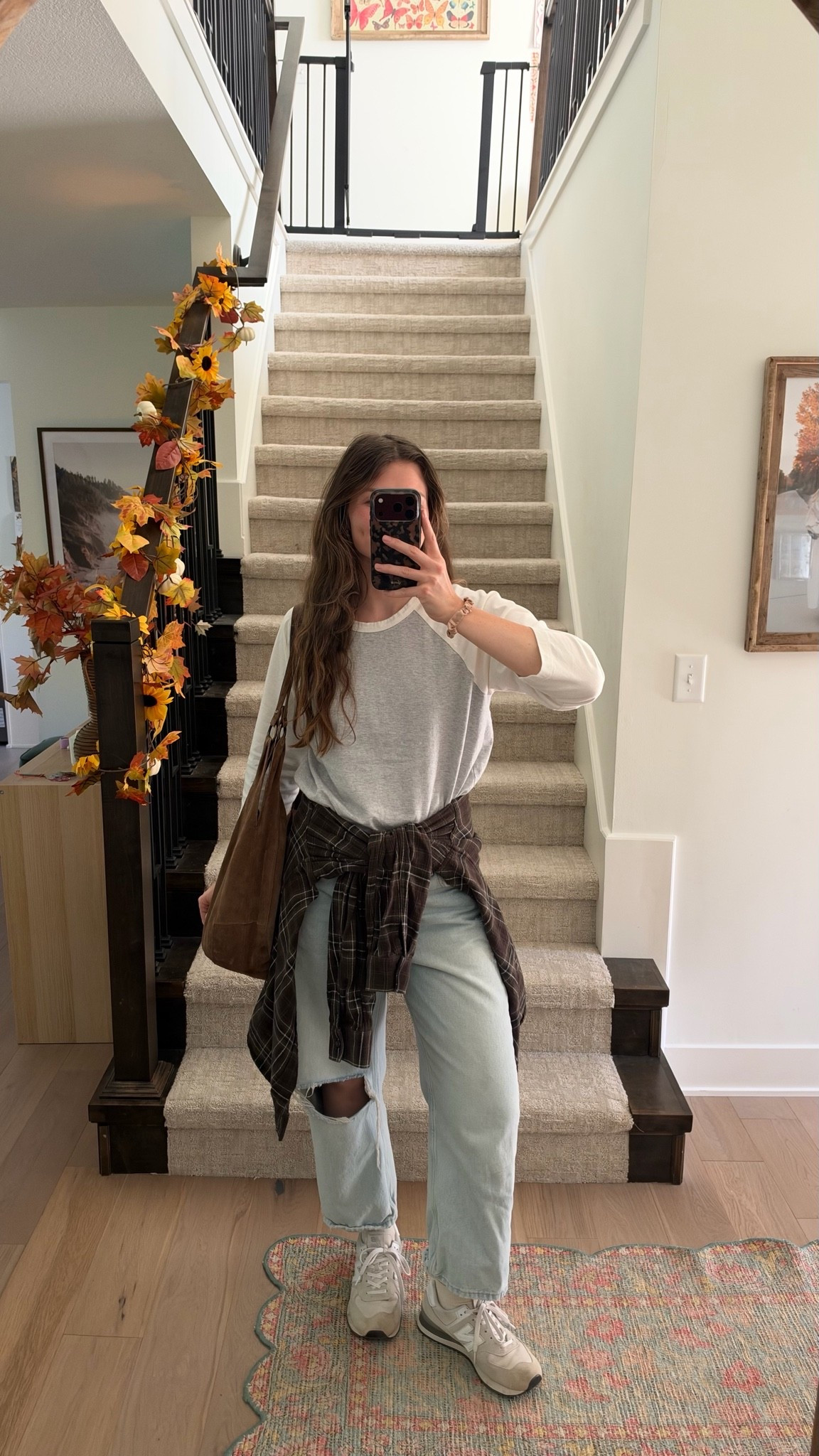 Wearing a medium in baseball tee and flanne, sized up! jeans are true to size! What I wore yesterday for a full day of activities and the pumpkin patch, was also great for baby wearing! 

Fall outfit￼