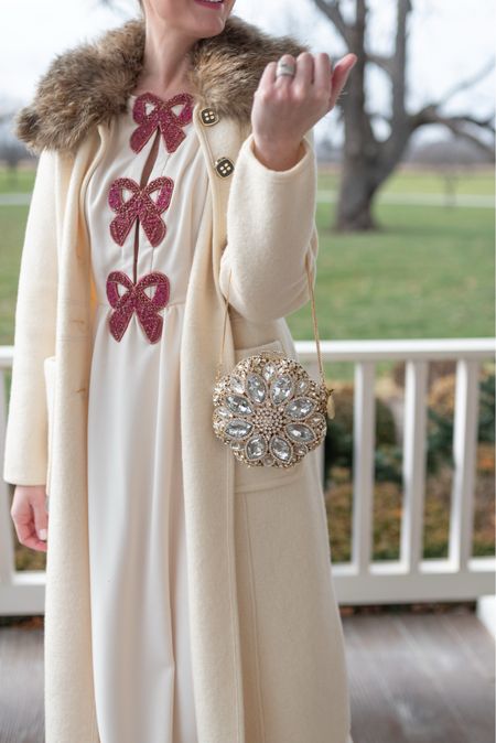 Holiday Dress and the prettiest clutch! 

#LTKitbag