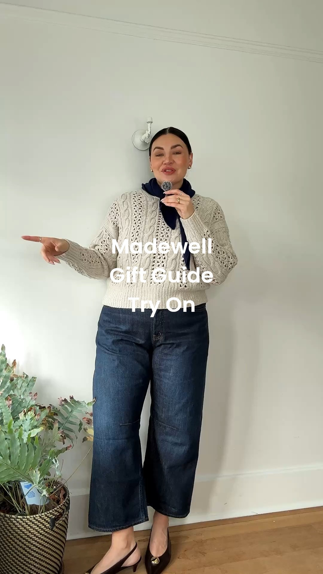 My fam k owes the place to get me a gift is Madewell! Here’s a few pieces I’m loving right now!

Top: size L
Bottom: curvy edition size 32
Dress: size 14

#LTKHoliday #LTKGiftGuide #LTKMidsize