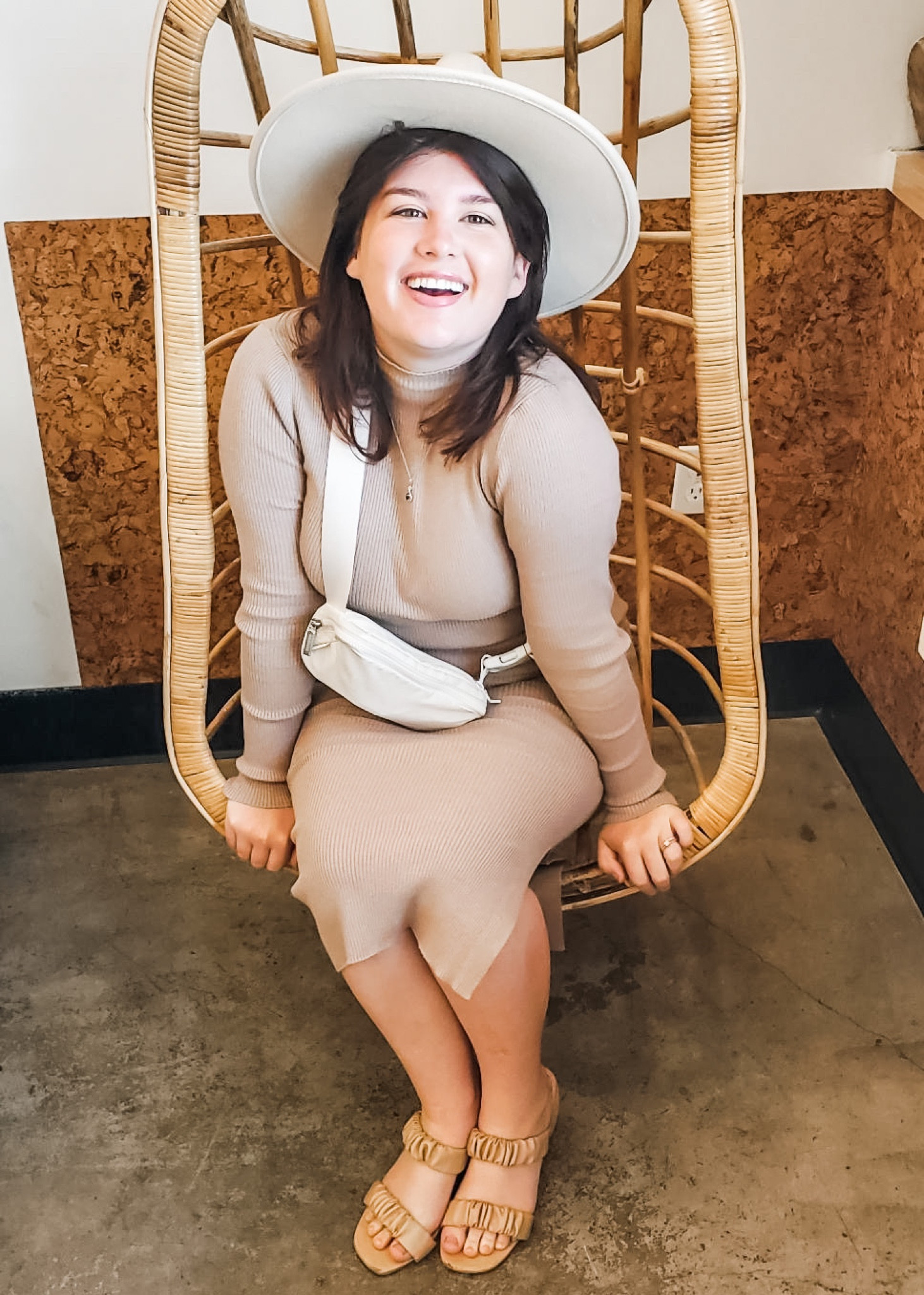 summer to fall transitional capsule wardrobe


#LTKstyletip #LTKfindsunder50 #LTKmidsize