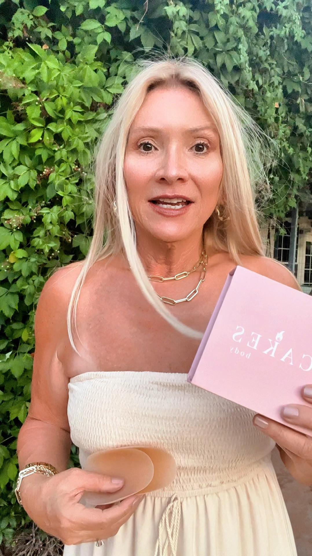 Cakes Body Covers

#LTKOver40