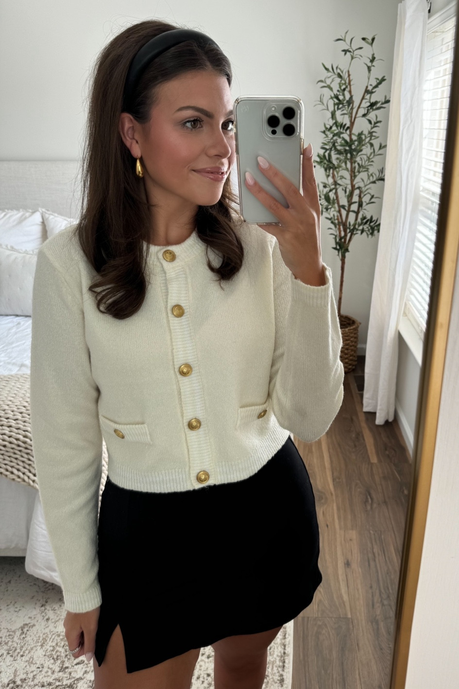 Sizing:
Lady Jacket - size Medium (tts & SO soft!!)
Skirt - size Medium (tts, has shorts built in & super soft/stretchy material)
Flats - tts


#LTKFallSale #LTKMidsize #LTKFindsUnder50