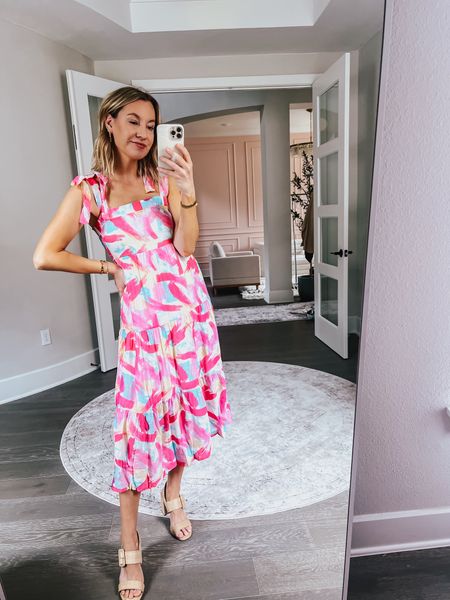 OMG under $30. The coloring on this dress is stunning !!!!! Fits tts. Wearing small. Comes in another color as well! RUN!!!! #nordstromrackpartner #rackscore

#LTKfindsunder50 #LTKsalealert #LTKstyletip