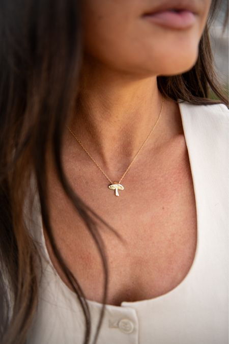 Lotus Jewelry Remedy Necklace - Comes in gold and silver!
[ad]


#LTKstyletip