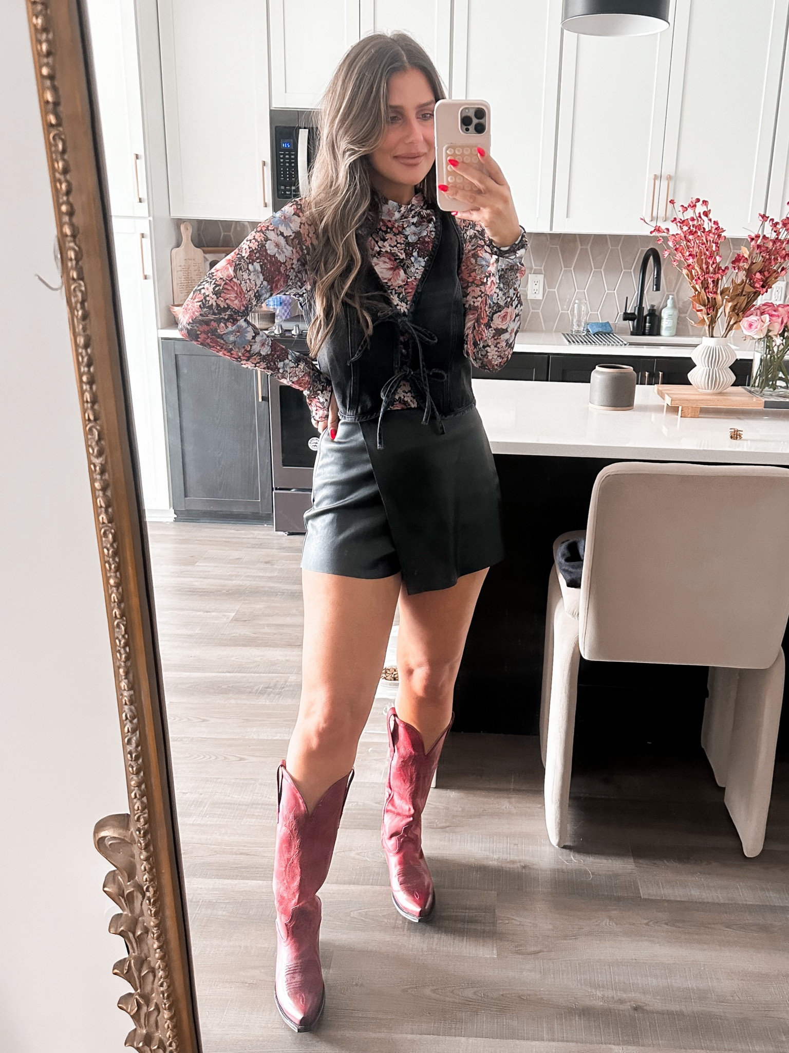 Wearing S in all clothing, TTS on boots
Use code “boldandbliss” to save on specific Freebird collections.


#LTKStyleTip #LTKFindsUnder100 #LTKShoeCrush