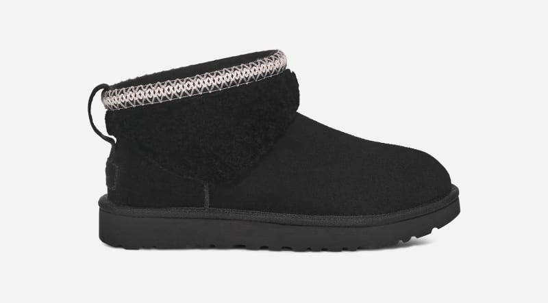 UGG® Women's Classic Ultra Mini Maxi Curly Sheepskin/Suede/Recycled Materials Classic Boots in Black, Size 11 | UGG (US)