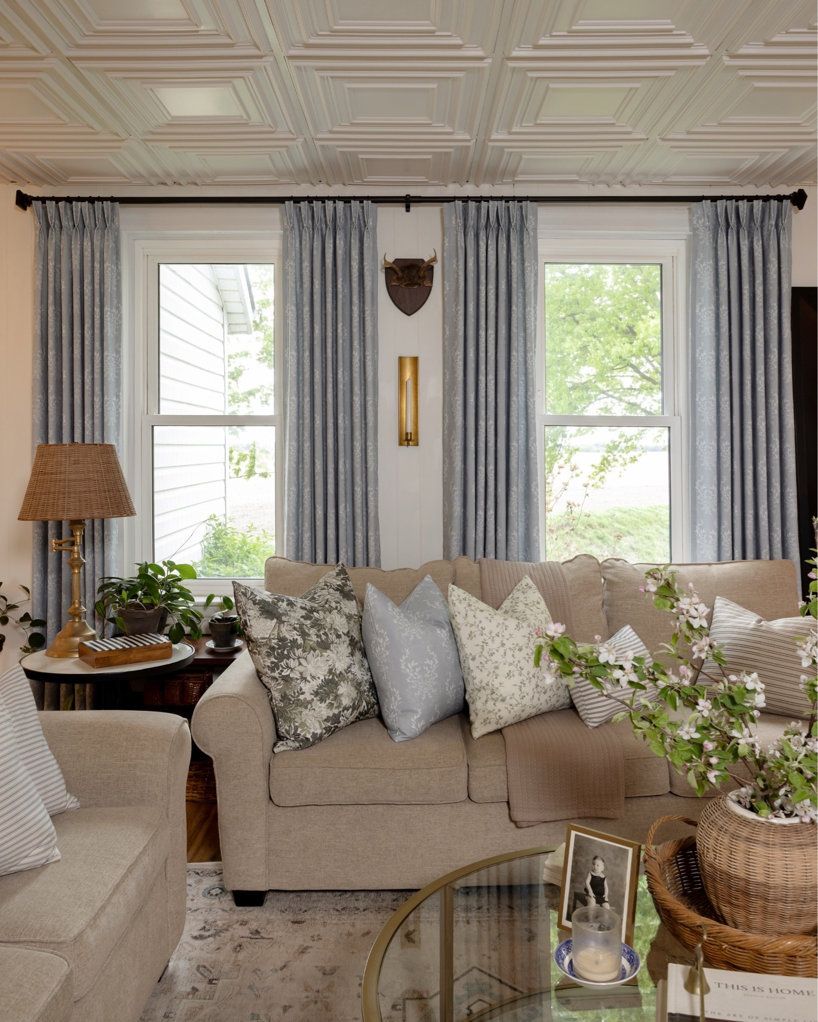 Cozy, English country inspired living room.

#LTKhome #LTKcanada