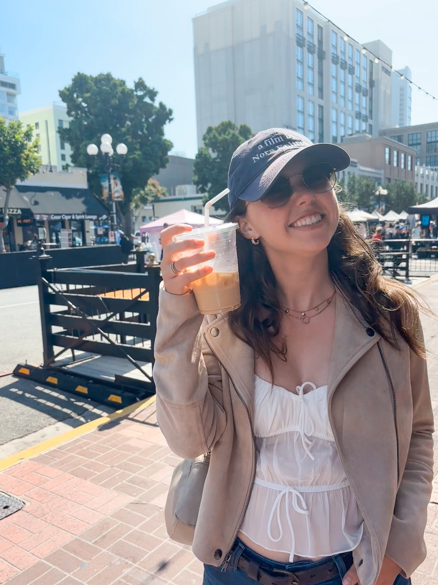 morning coffee run ✨

#LTKFindsUnder100 #LTKSeasonal #LTKFindsUnder50
