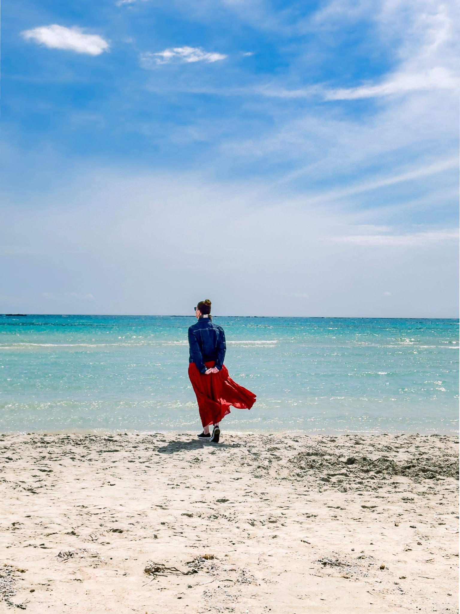 3 must-pack items for your spring break vacation outfits:

1) Classic jean jacket like this forever favorite from @levi 
2) Flowy midi or maxi skirt in different colors
3) Comfy kicks like the awesome, affordable All Stars

Each of these versatile items can dress up or dress down everything else you pack!

#LTKdayinmylife #LTKOver40 #LTKTravel