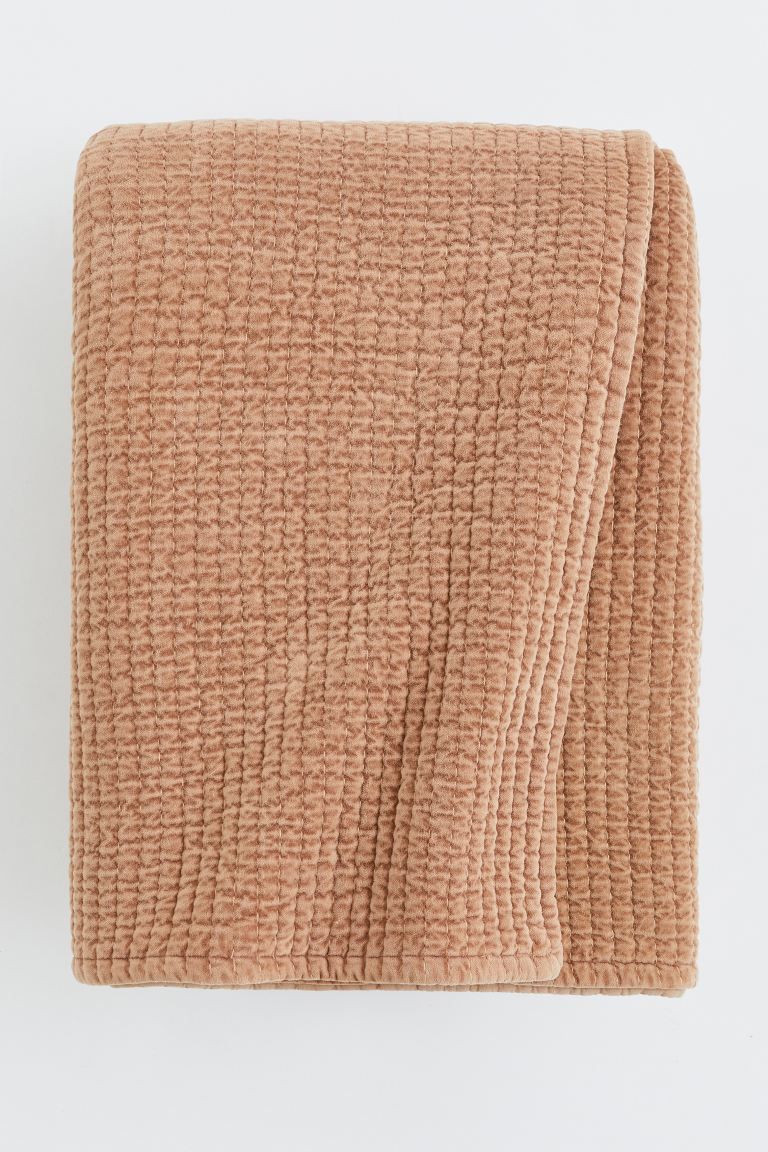 Quilted Velvet Bedspread - Mocha beige - Home All | H&M US | H&M (US + CA)