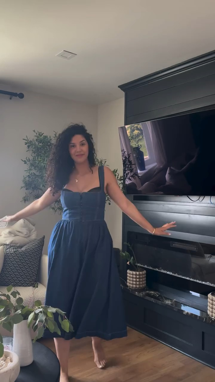 L’amour de ma vie💛

Dress @reformation 
Baby @donacarmenbebes.rd 

#outfitreel #momandbaby #reformation