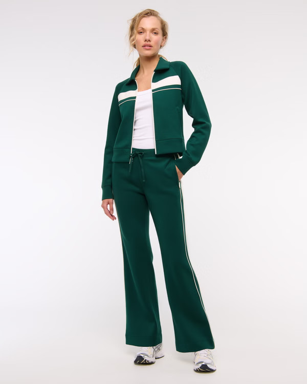 Vegan Leather 90s Relaxed Pant | Abercrombie & Fitch (US)