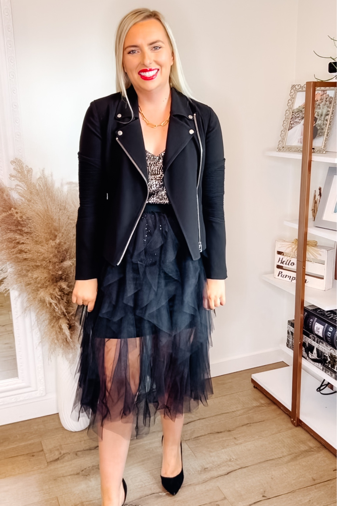 Holiday outfit. 
Holiday style. 
Midsize holiday style. 
Black skirt. 
Fancy outfit. 
Date night outfit. 
Halloween outfit idea. 
Fall outfit. 
Fall style. 



#LTKmidsize #LTKHoliday #LTKSeasonal