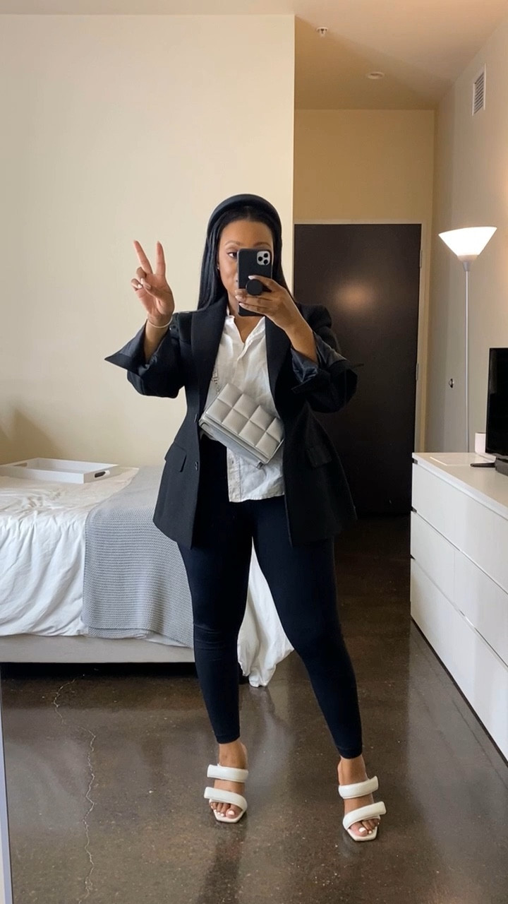 A simple outfit for a girls night out. A shirt and leggings, literally! This cute blazer is from The Frankie Shop and the linen top is from Zara (I can’t link it below😅 but search them using the sites search bar). This bag is sold out but I linked similar cute ones.💕