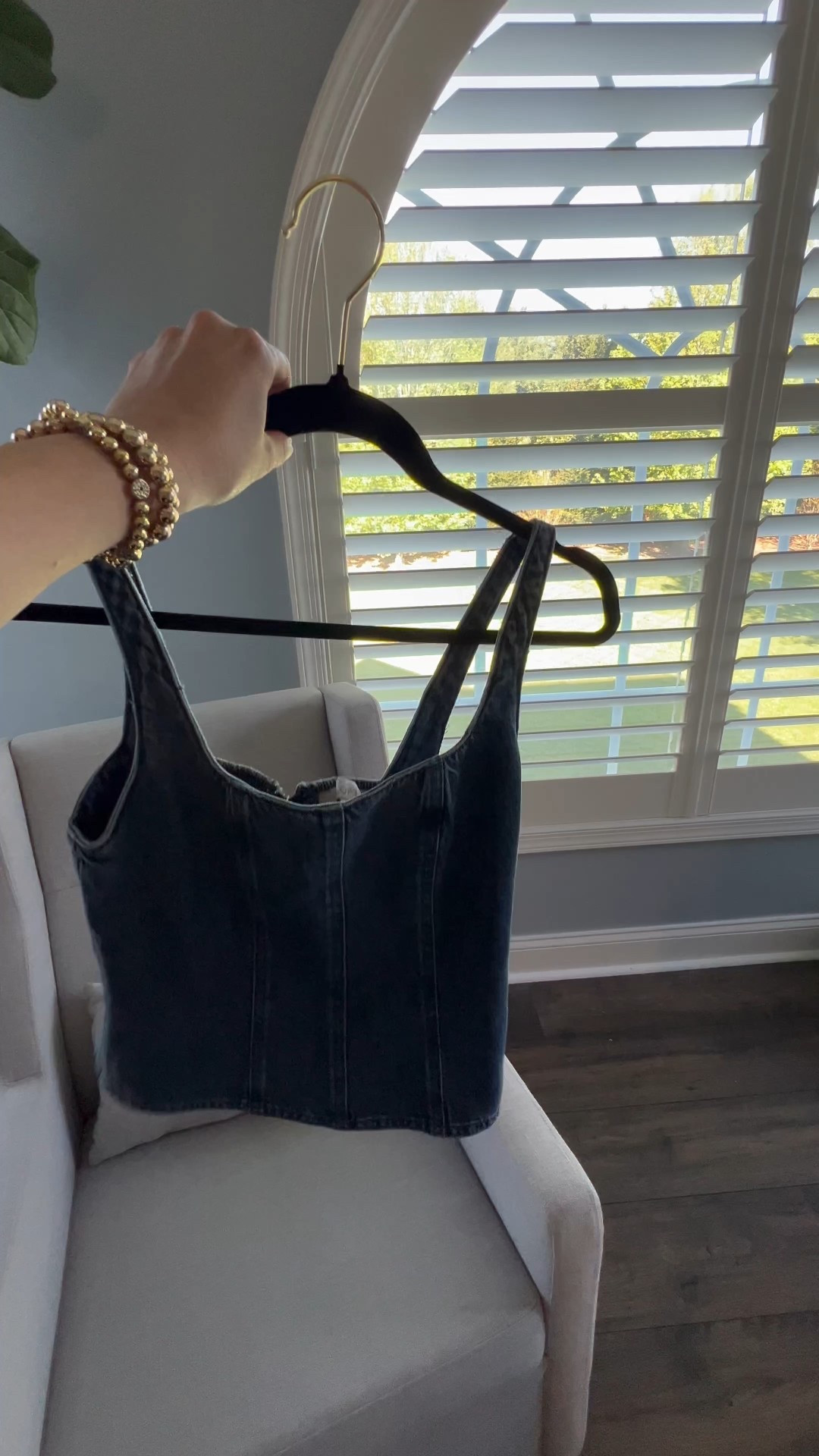 Summer outfit, summer office outfit, summer fashion, denim top, white linen pants, 

#LTKFindsUnder50 #LTKSaleAlert #LTKWorkwear