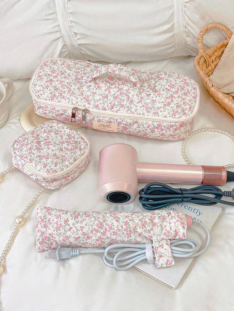 1Pc/Set All Over Ditsy Floral Print Quilted Hair Dryer Storage Bag Mesh Pocket Design Inside Curling Iron Storage Bag Hair Clips Storage Bag Cosmetic Bag Makeup Bag Set Jewelry Organiser Multi-Functional Storage Bag Hair Dryer Holder Hair Tool Bag Set Travel Carrying Organizer Bag For Crimping Hair Tools(Curling Iron, Hair Dryer),Hair Clips,Hair Straightener, Ideal For Home&Travel,Travel Essentials Cruise Essentials Bridesmaid Gifts Mom Gifts | SHEIN