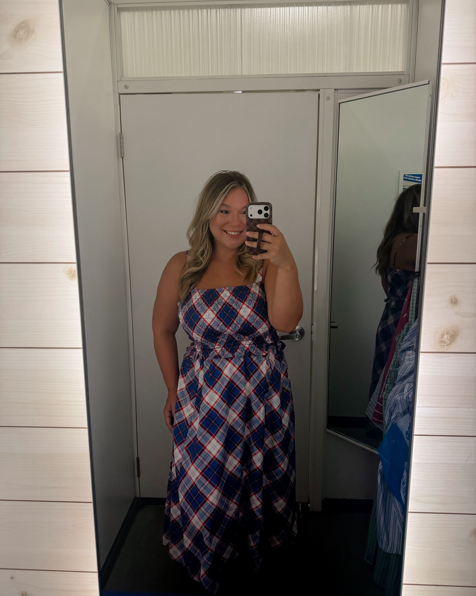 These dresses are all $25 and under today!! 

I had to have the red white and blue one!! 

Wearing mediums & larges 

Old navy
Old navy sale
Fourth of July outfits
Red white and blue 
Old navy style 
Midsize summer outfits
Midsize mom

#LTKootd #LTKSeasonal #LTKMidsize