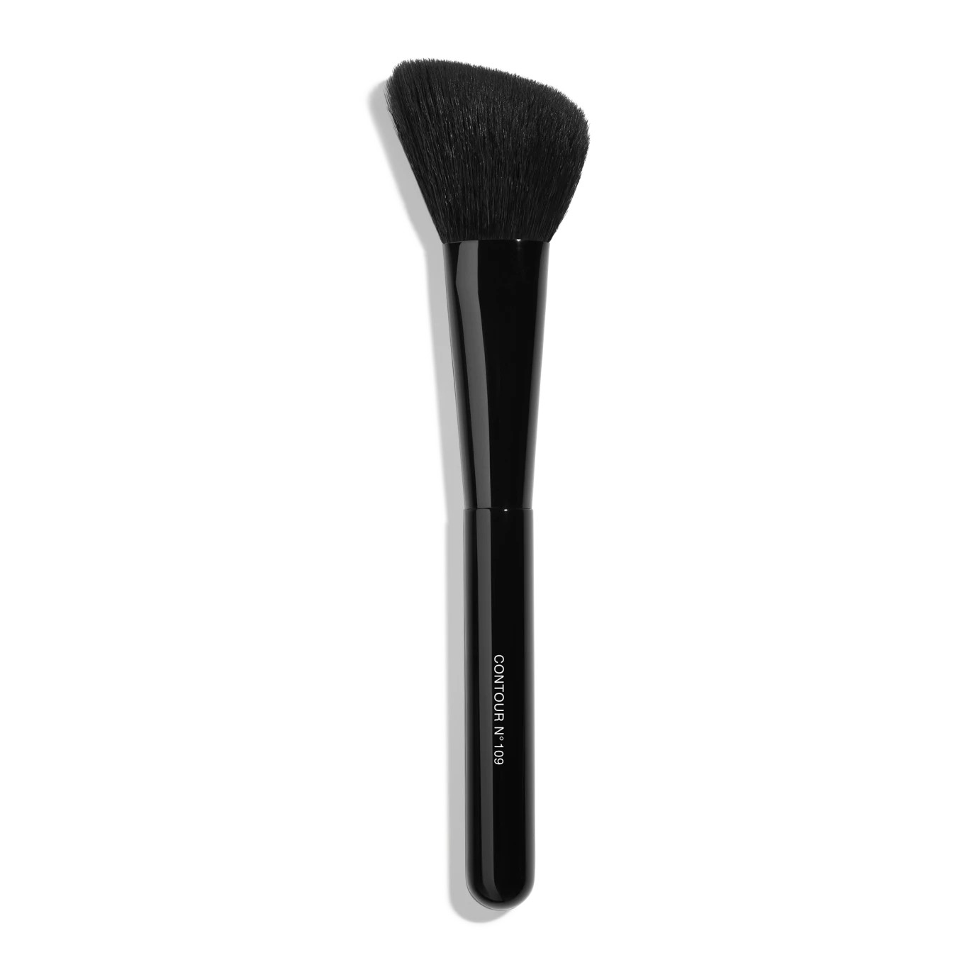 Contouring Brush N°109 | Chanel, Inc. (US)