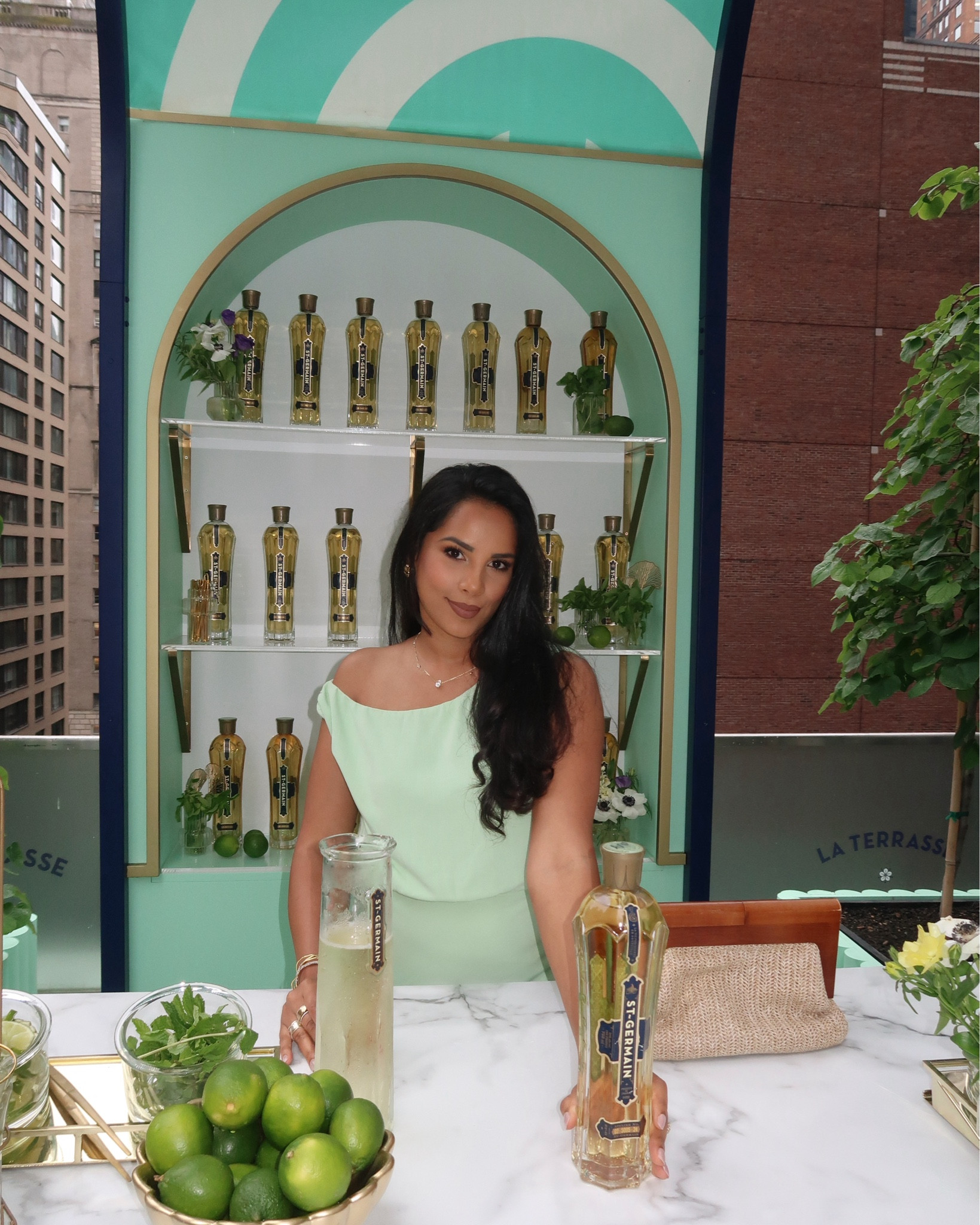 Mint green dress! 

#LTKStyleTip