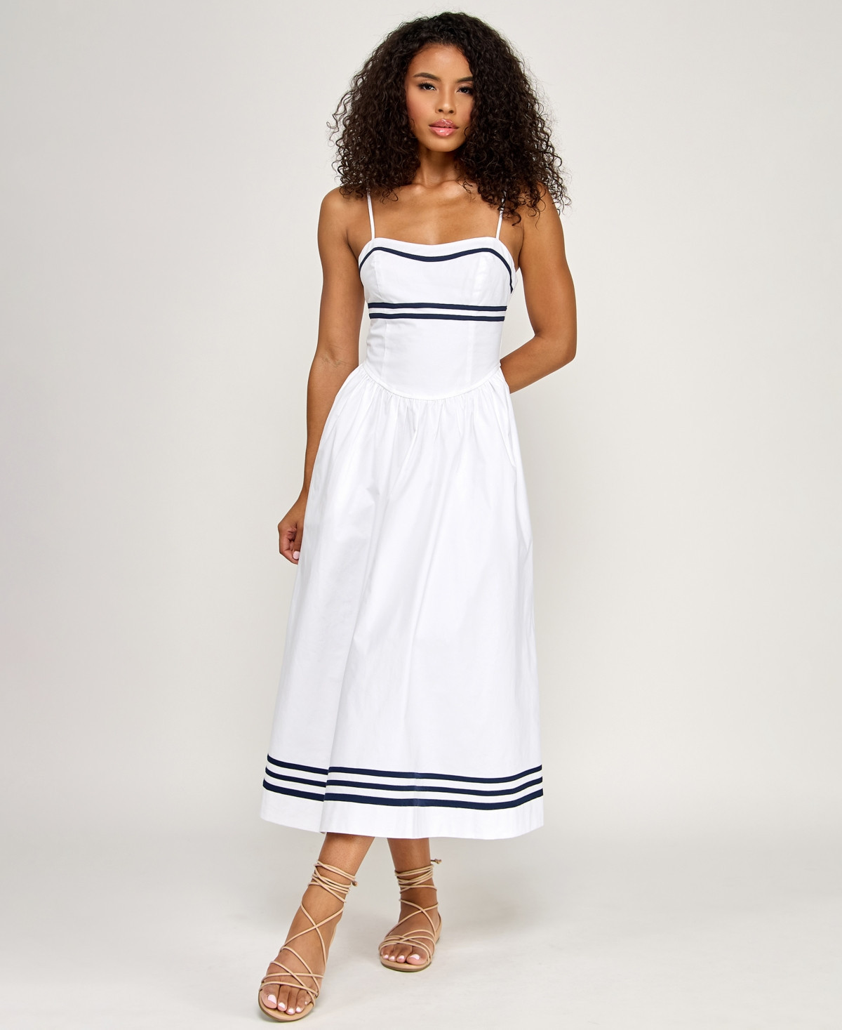 Seni & Cade Juniors' Sweetheart Neck Midi Dress - White/Navy | Macy's