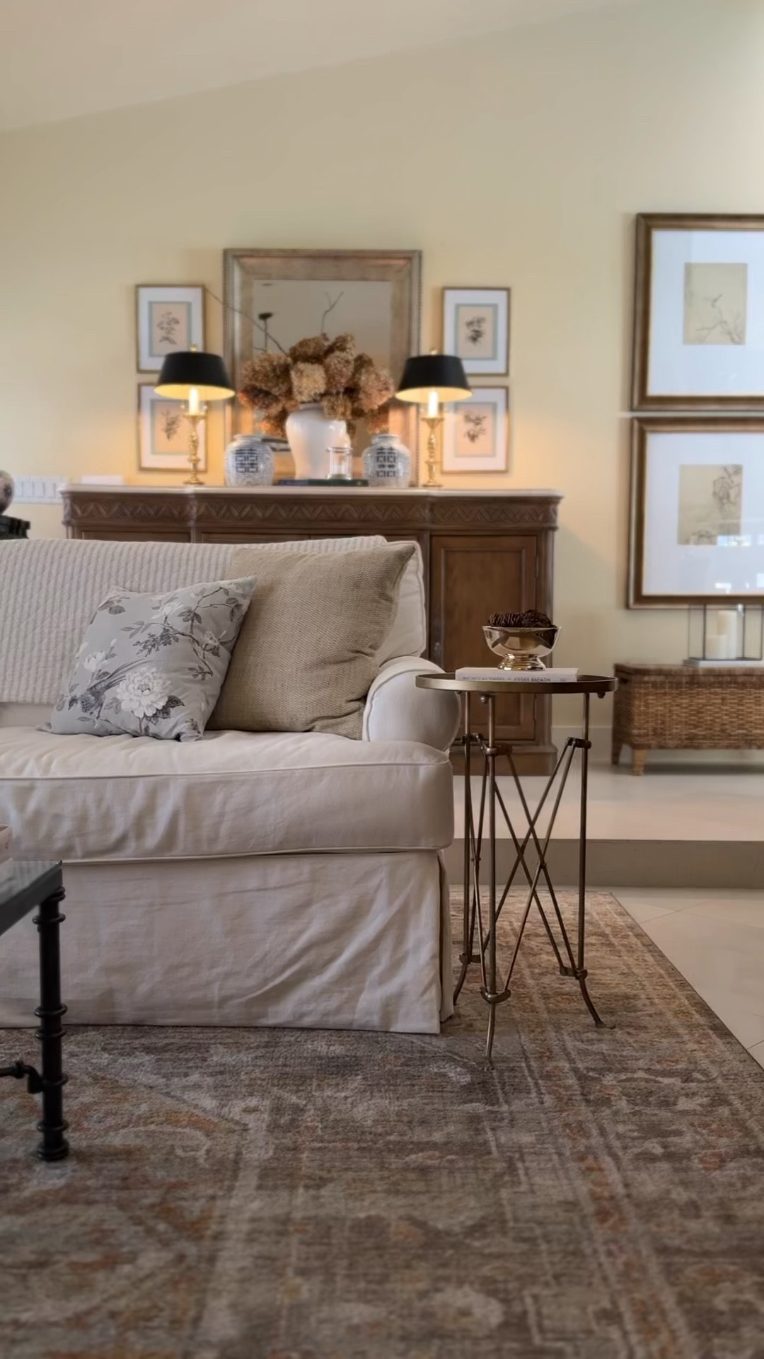 This metal scent table is currently on sale!

Accent Table. Side Table. Drink Table. Living Room. Sitting Area. Area Rug. Classic Interior. Lavender Rose Home.

#LTKHome #LTKSaleAlert