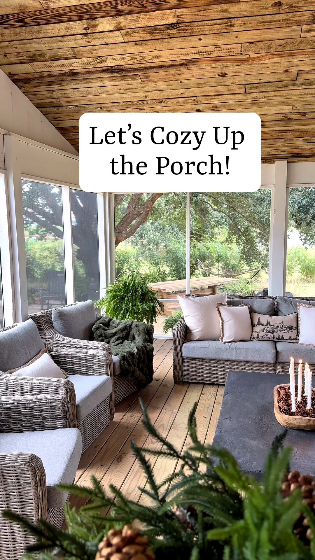 Let’s Cozy Up the Porch with this Indoor/Outdoor rug! 🤩

#LTKHome #LTKHoliday