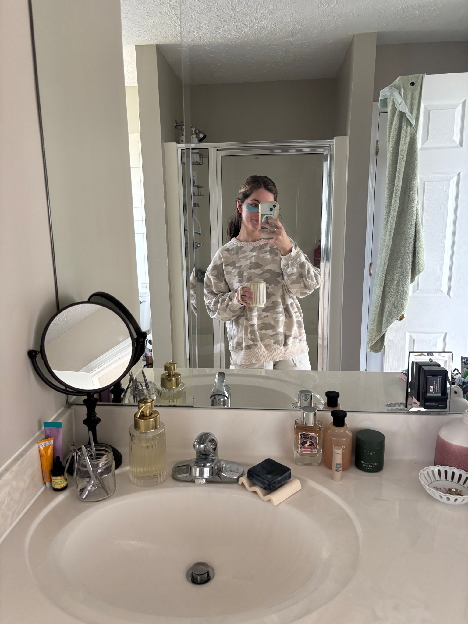 Morning routine to get us ready for a new week 🫶🏼

#LTKmomlife #LTKdayinmylife #LTKmorningroutine