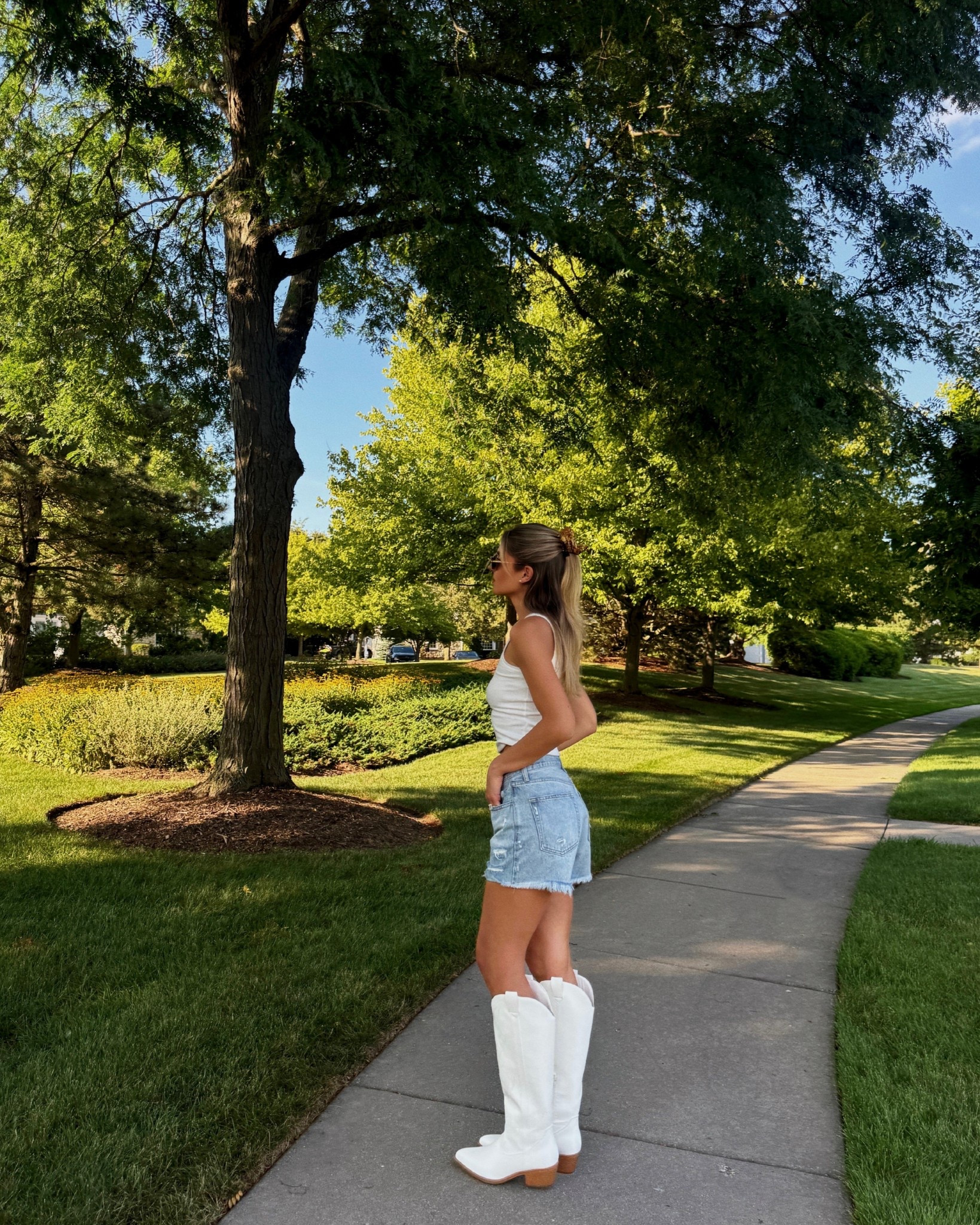 Pink Lily ootd 🤍Use my code LEXIMARS for 40% off!

#LTKStyleTip #LTKTravel #LTKSeasonal