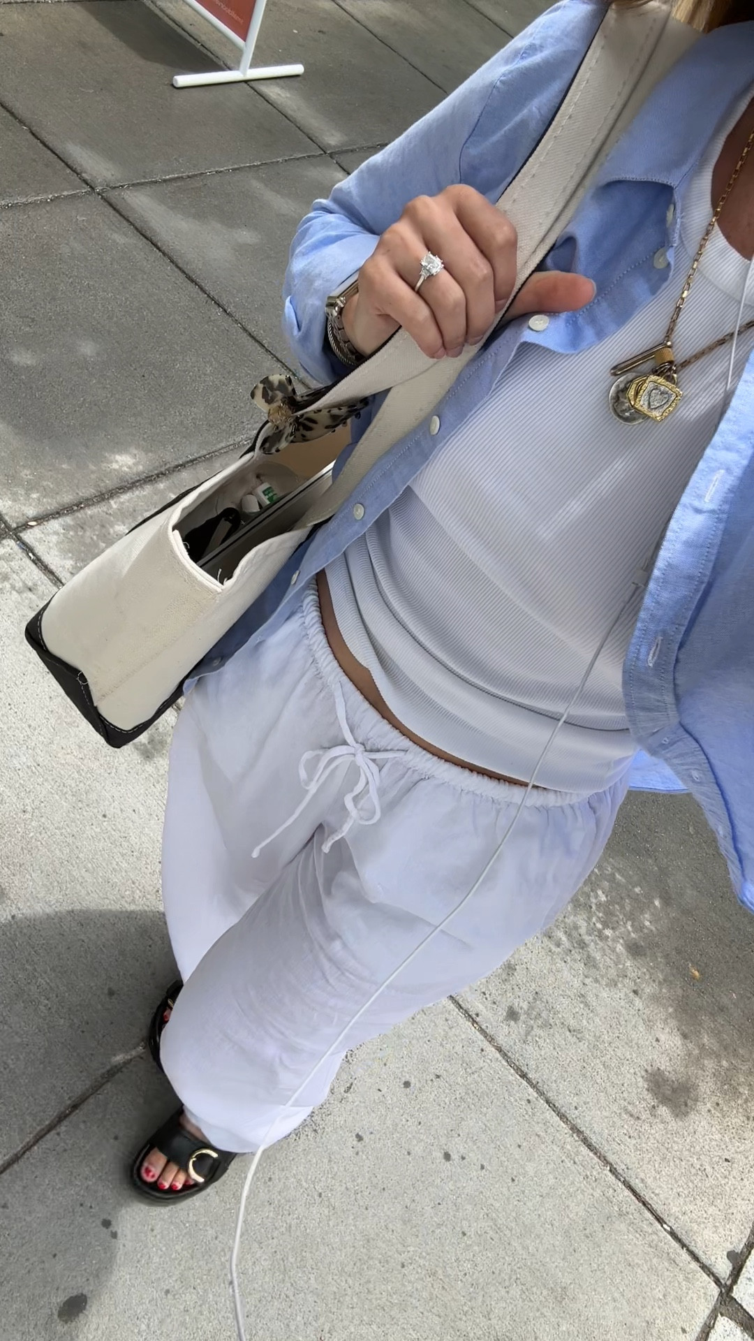 Easy breezy spring outfit! 

#LTKFindsUnder100 #LTKShoeCrush #LTKFindsUnder50