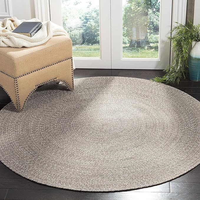 SAFAVIEH Braided Collection Area Rug - 3' Round, Ivory & Beige, Handmade Country Rustic Farmhouse... | Amazon (US)